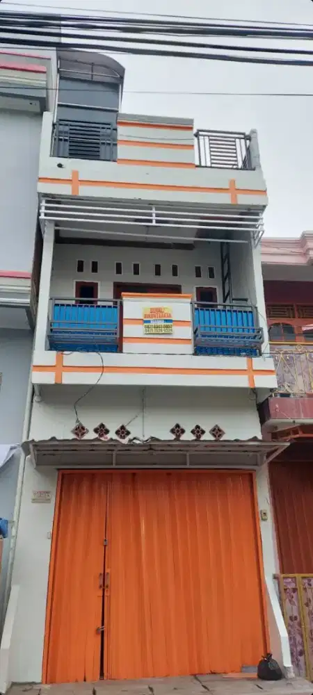 Rumah di kali baru-cilincing
