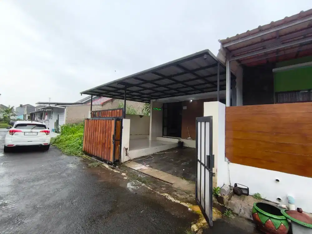 Jual Rumah , lokasi strategis dekat Trans Mart dan kantor Walikota