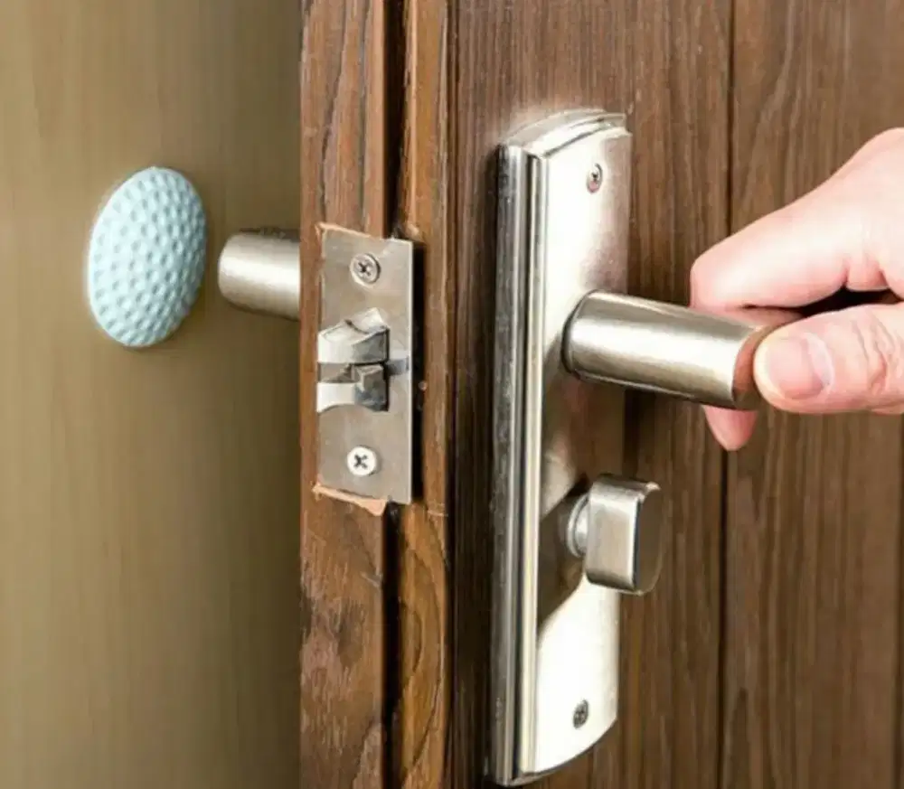 8 Pcs Karet Penahan Pintu Rumah Model Bola Golf Warna Putih