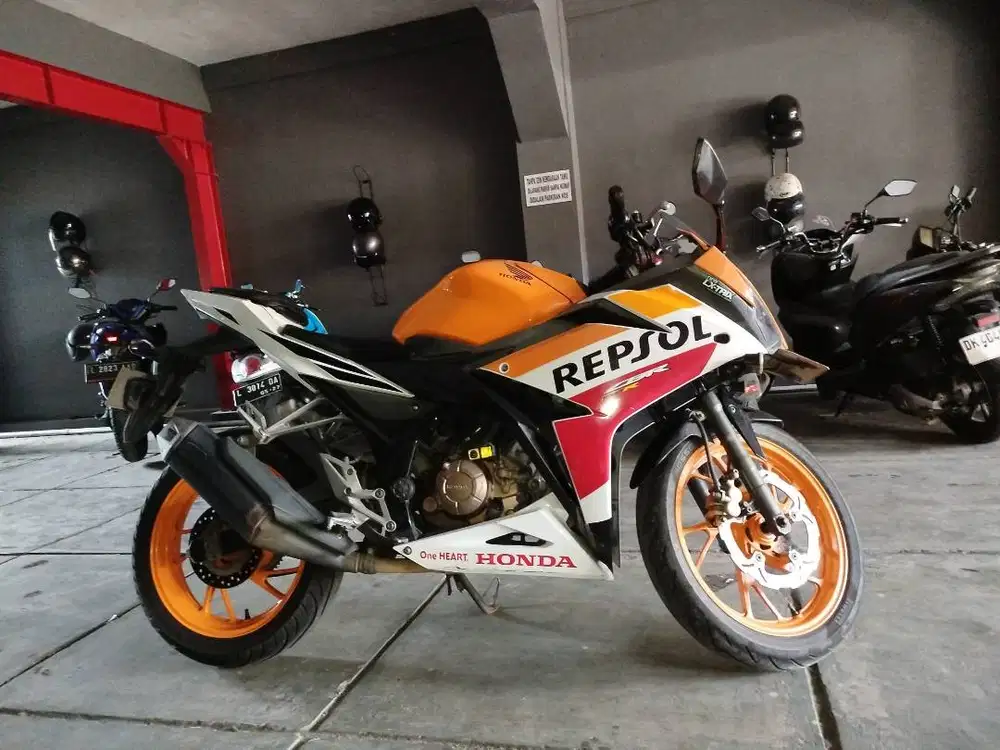 DIJUAL CBR 150R (SURABAYA)