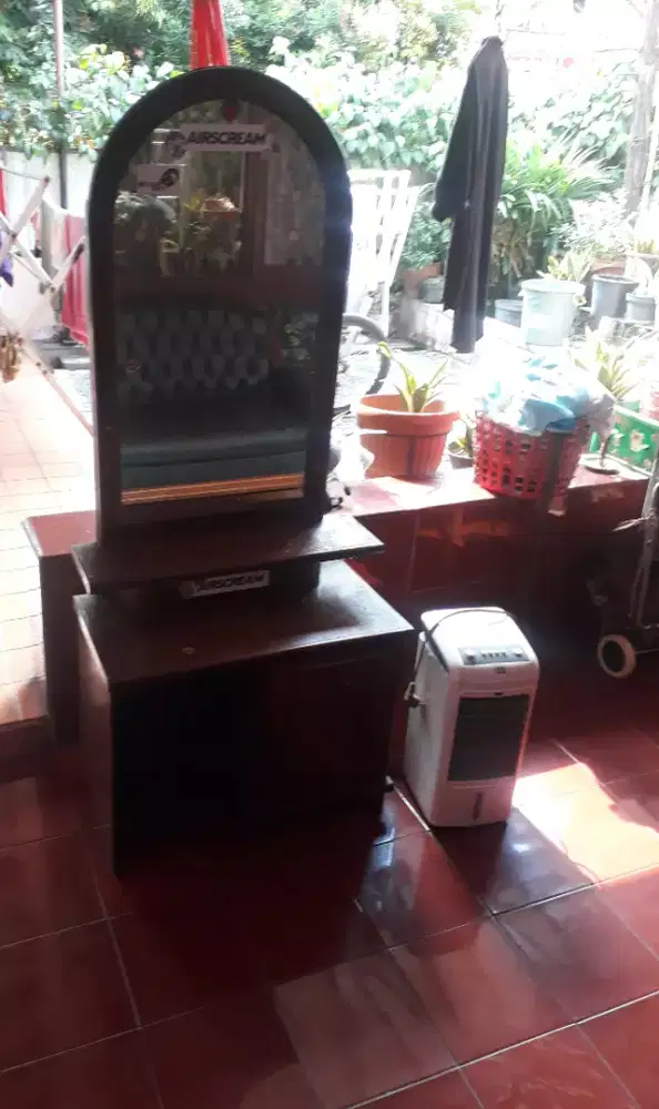 Meja rias kayu, meja rias jati, meja rias second, meja rias murah,