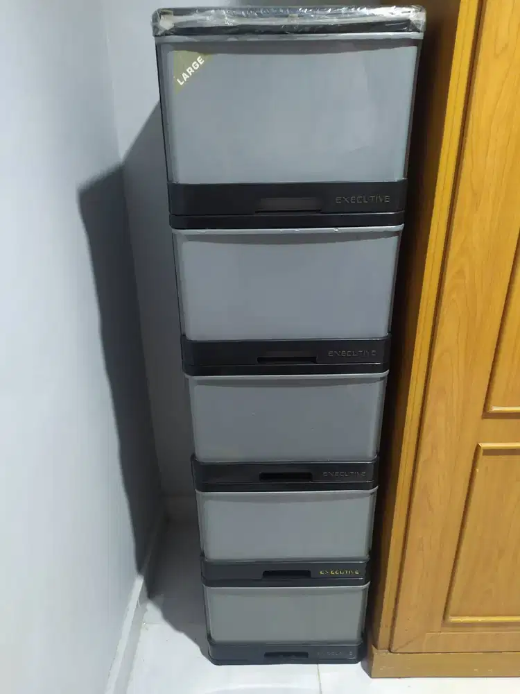 Lemari Plastik Executive 5 Susun