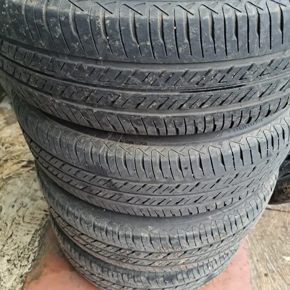 Ban ertiga freed livina veloz mobilio 185 65 r15 bridgestone