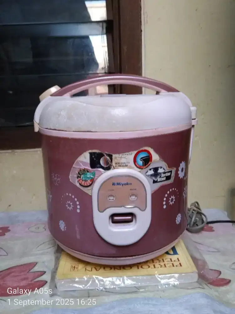 Rice cooker miyako