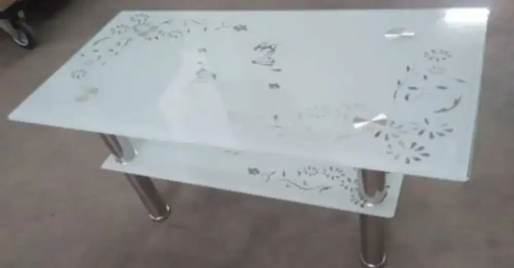 Coffee Table Keysa San White