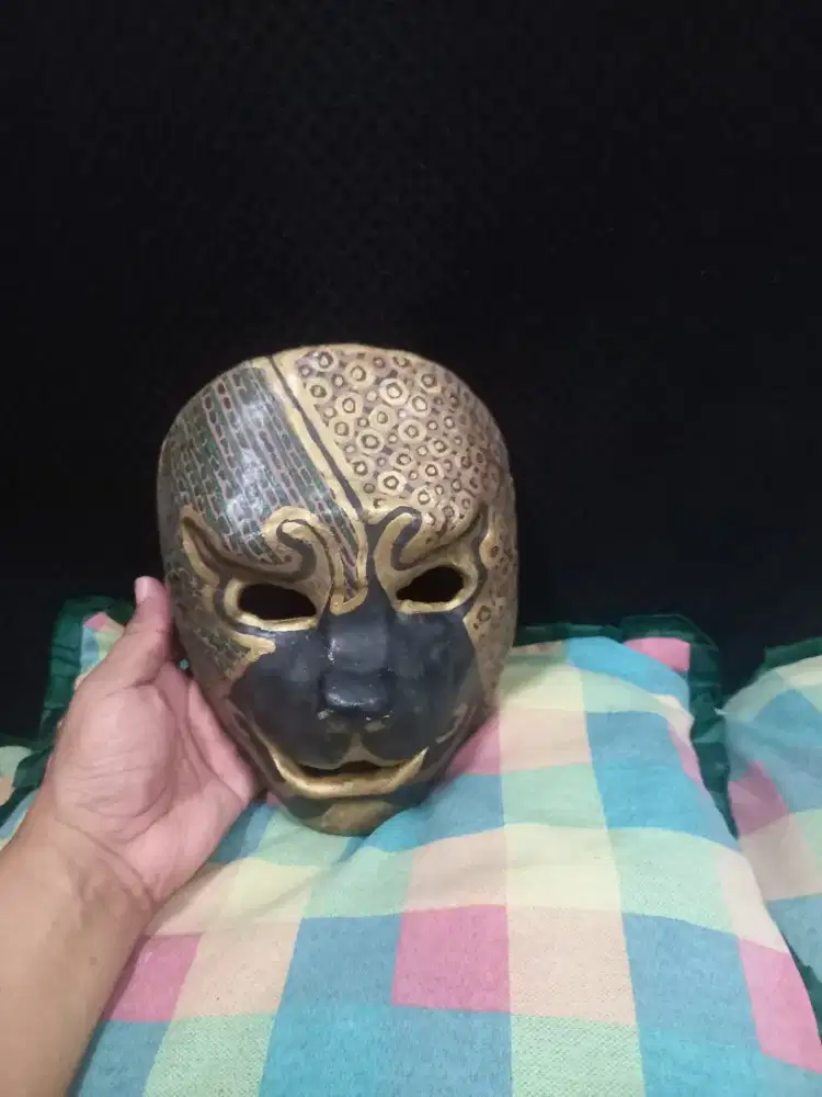 Jual hiasan dinding tombak dan topeng