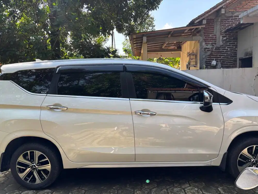 XPANDER ULTIMATE AT 2019 LOW KM