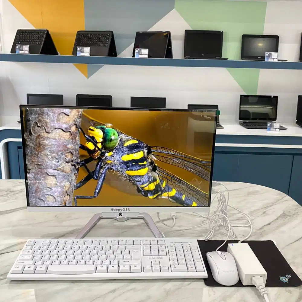 PC All in-One | 22inch | 8GB|256GB| Ringkas Cepat dan Siap Kerja Keras
