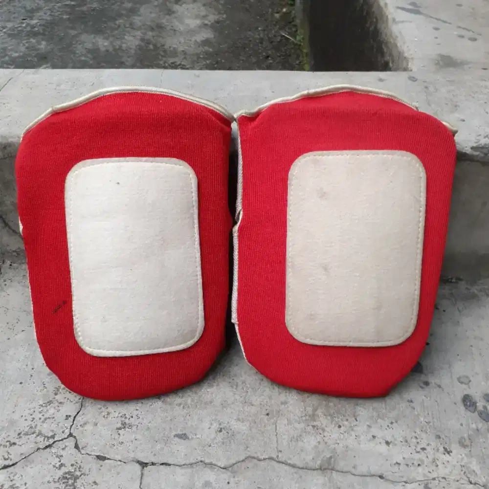 Pelindung lutut merk The Bike