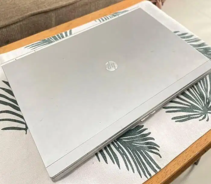 LAPTOP MERK HP 14 inch