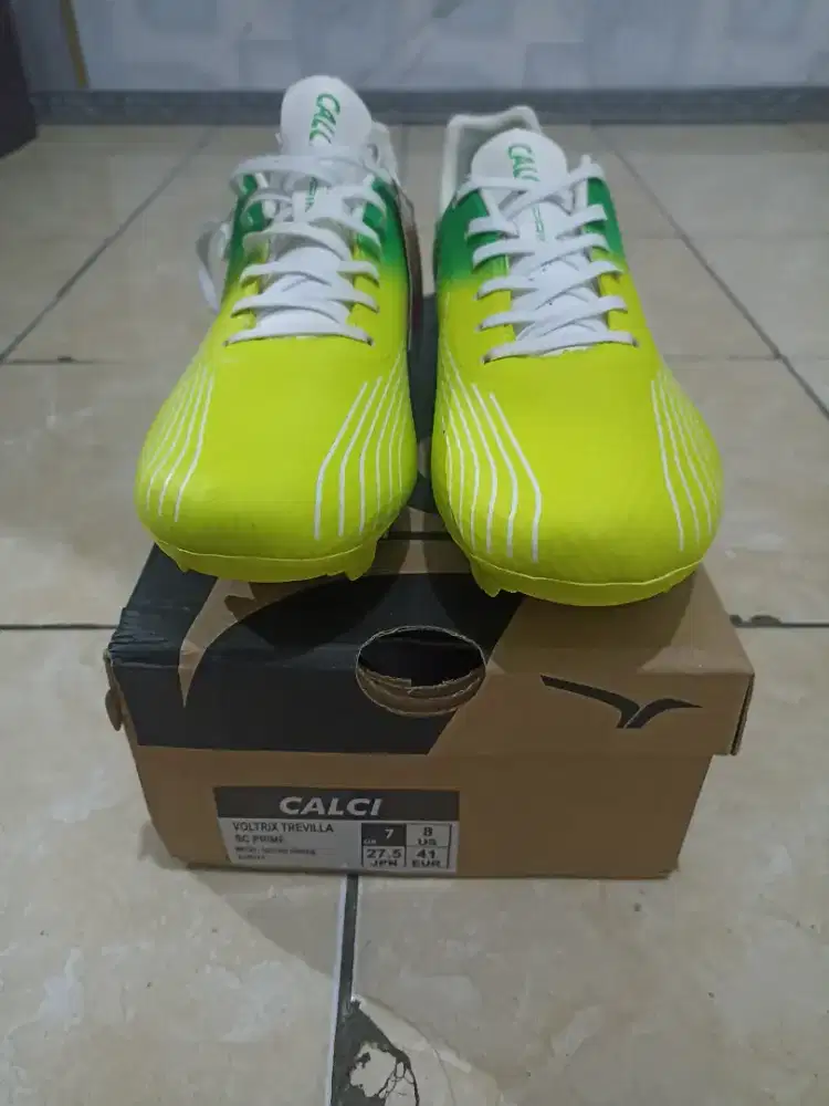 Sepatu Bola Calci Voltrix Trevilla sz 41 new original
