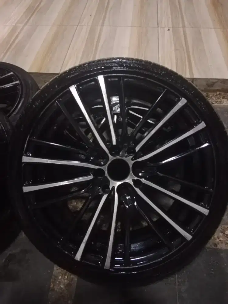 Velg R17 SSW (bekas seperti baru)