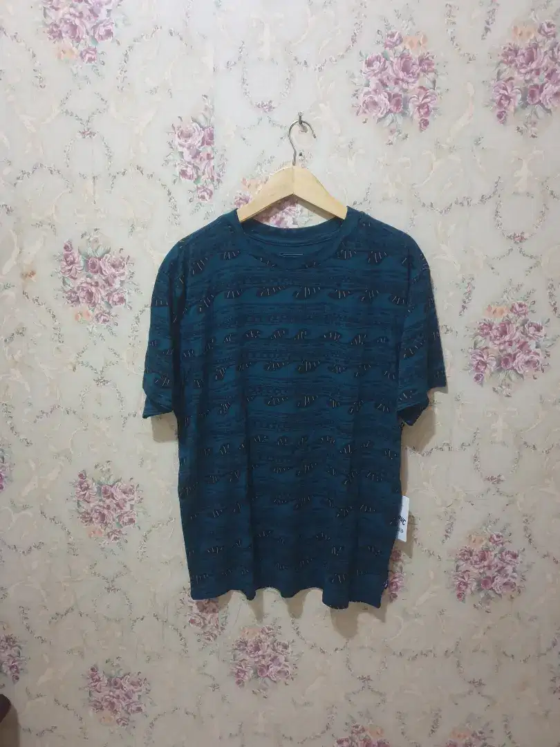 Mulus.authentic kaos bilabong size m
