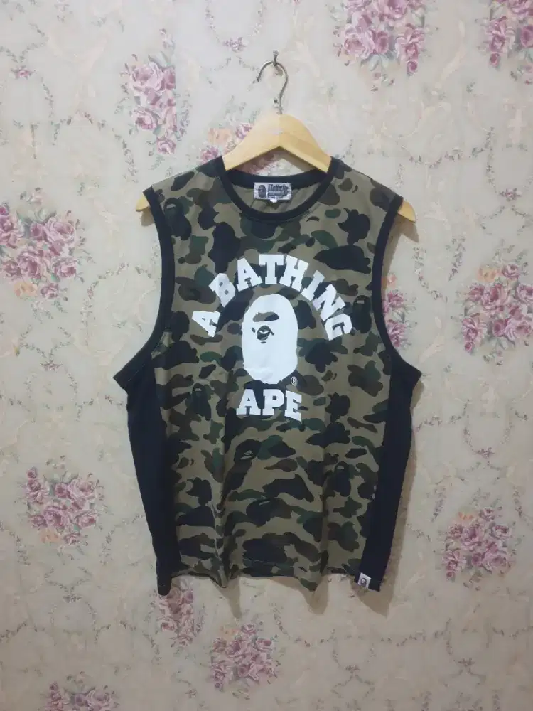 Mulus.authentic kaos rompi bape size L