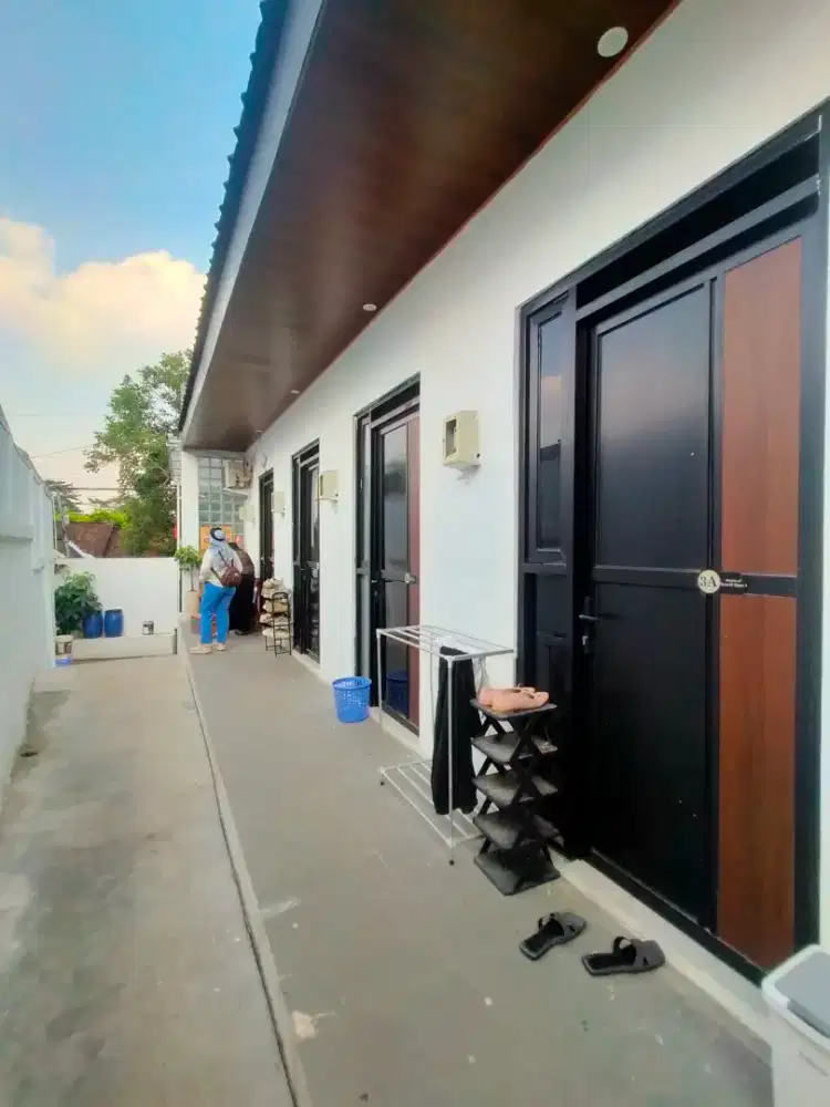 DIJUAL SANGAT MURAH  RUMAH KOS  DEKAT KAMPUS UNNES SEMARANG