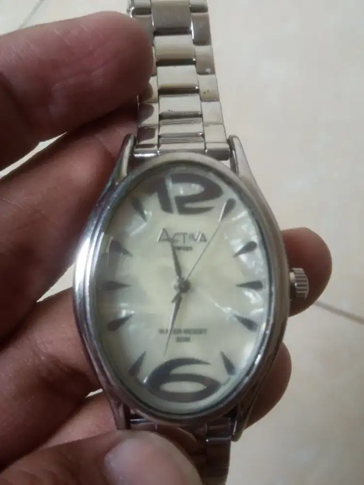 Jam tangan pria activa