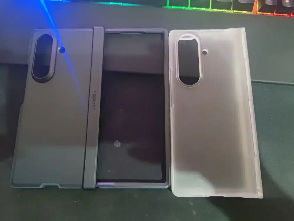 CASE Z FOLD 7 MERK SPIGEN DAN CLEAR MATE CASE PREMIUM