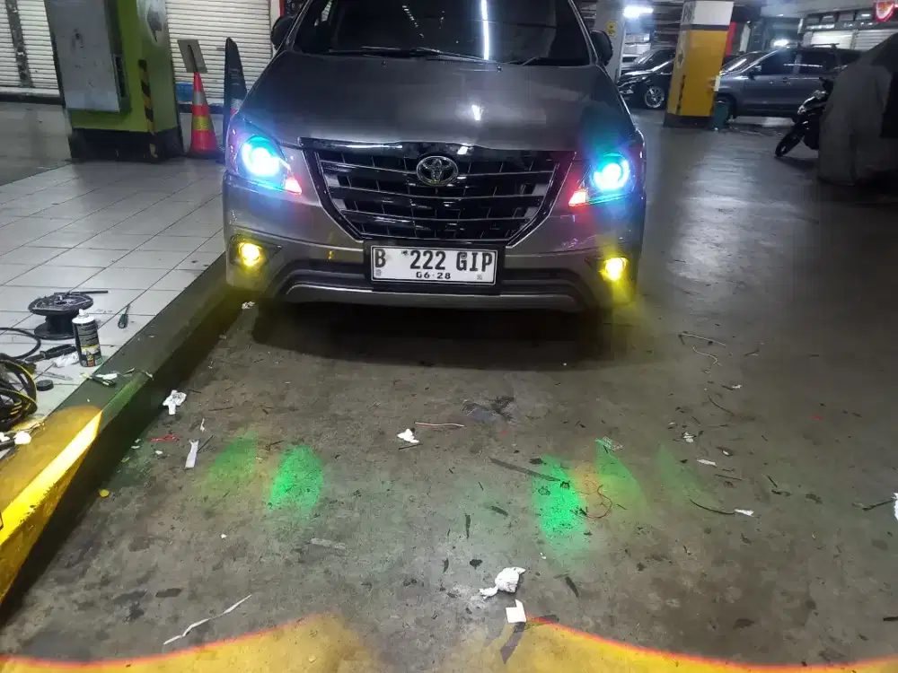 Lampu Biled  projektor