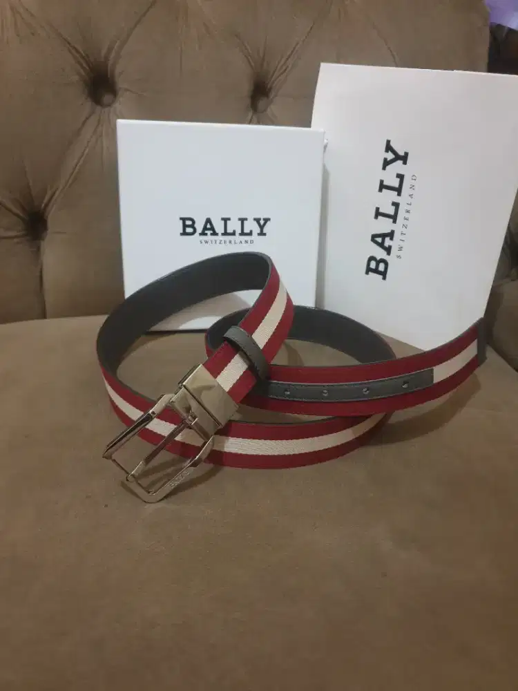 Mulus.authentic like new Belt bally