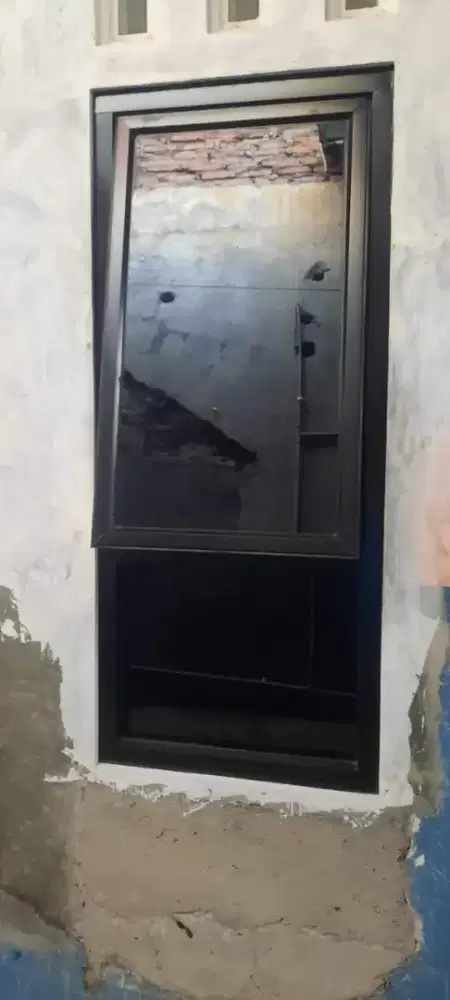 JENDELA CASMENT ALUMINIUM