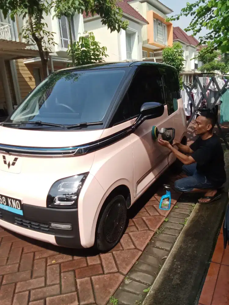 Poles mobil panggilan