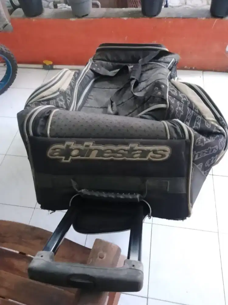 Tas balap alpinstar