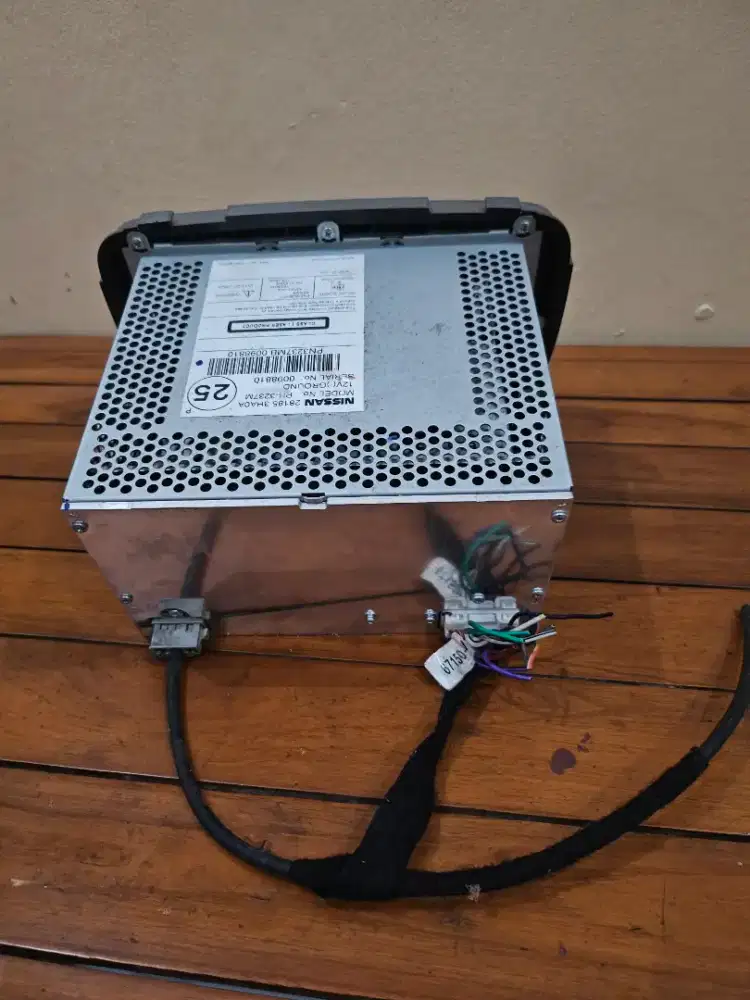 tape original nissan march 2011