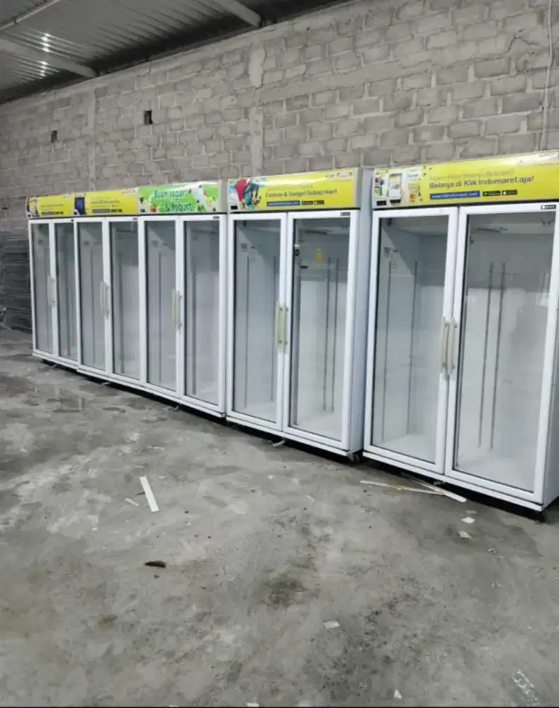 Showcase 2 Pintu Siap Pakai