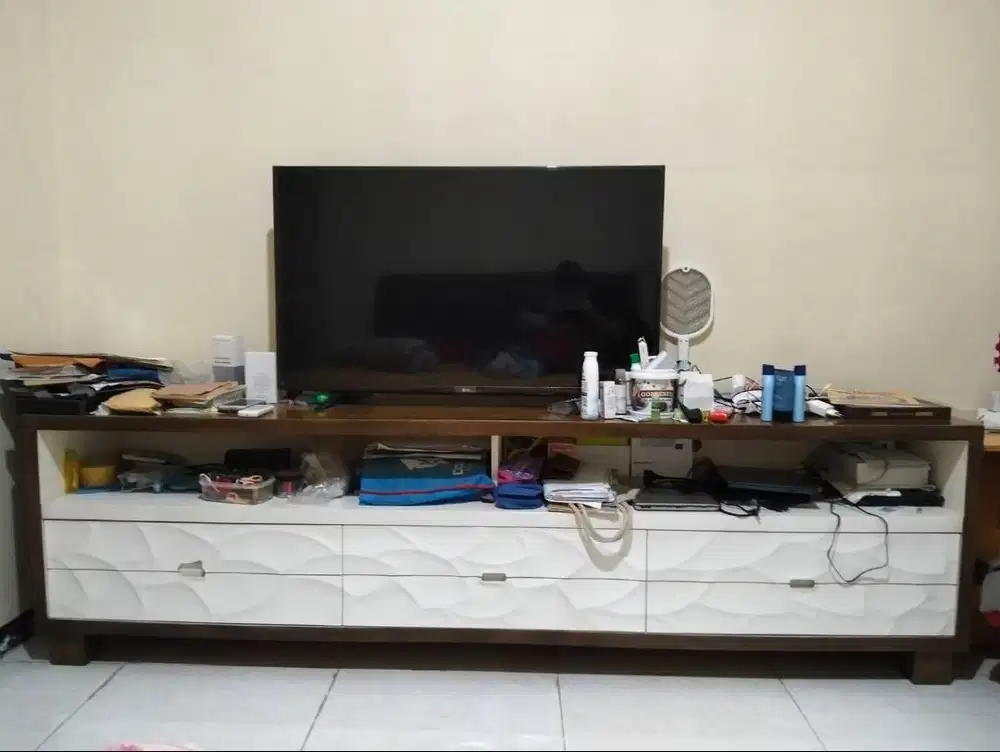 rak tv bekas custom made