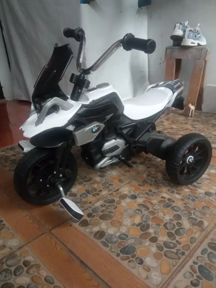 Speda anak roda 3 PMB