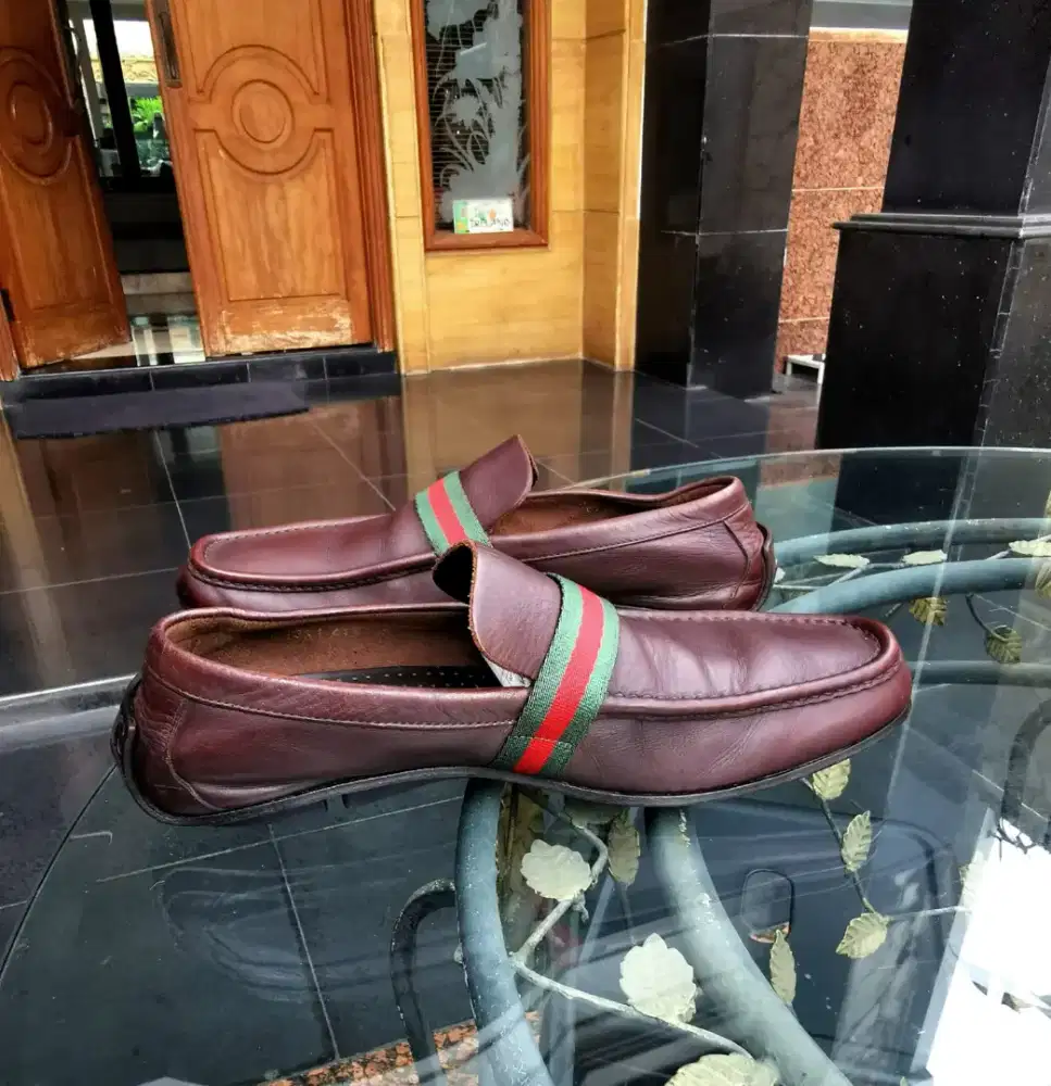Sepatu Gucci Pria