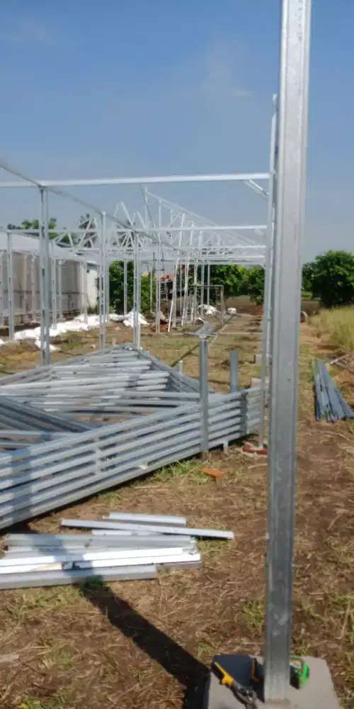 Greenhouse baja ringan