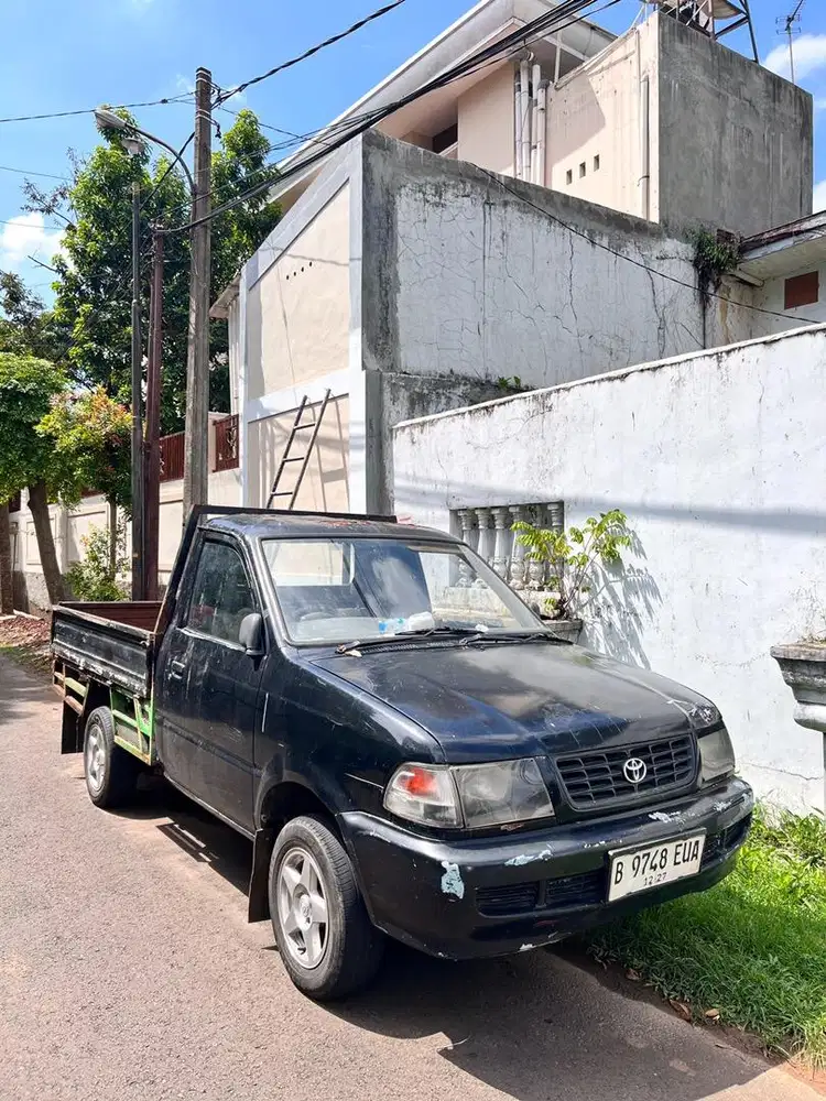 Toyota Kijang 2006 Bensin