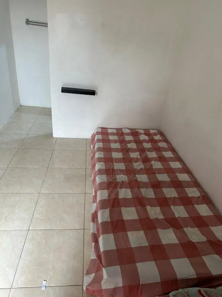 Kosan Pria Karyawan