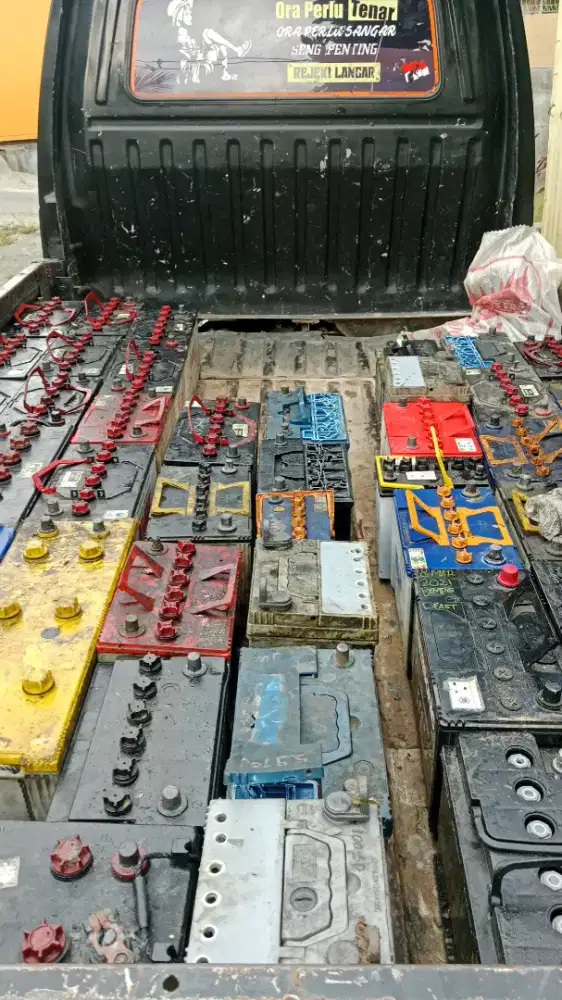 Beli aki mobil yg sudah soak