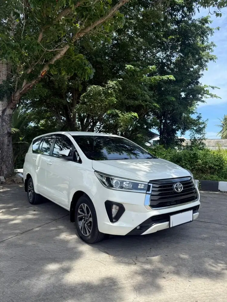 Innova V 2.4 A/T 2021