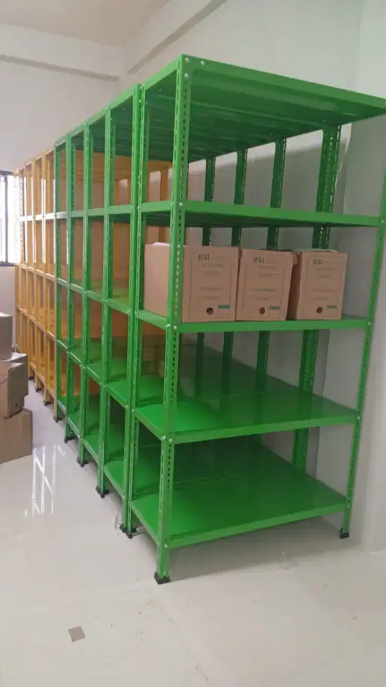 Rak besi siap di kirim