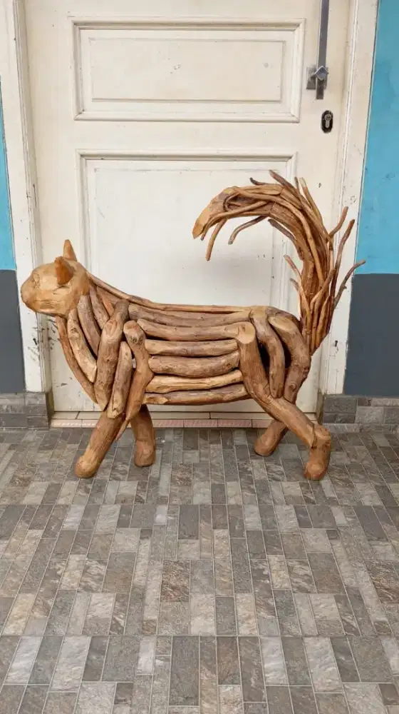 Patung Kucing Rustic Kayu Jati