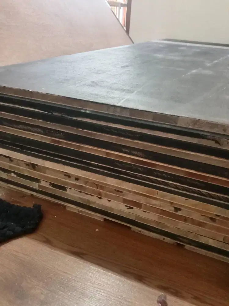 Blokboard 120x240 tebal 18mm utuh sisa partisi even bukan multyplek