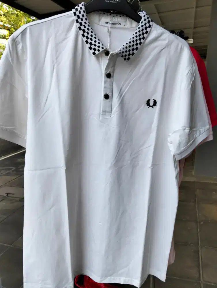 Kaos Polo Shirt
Belum ongkir