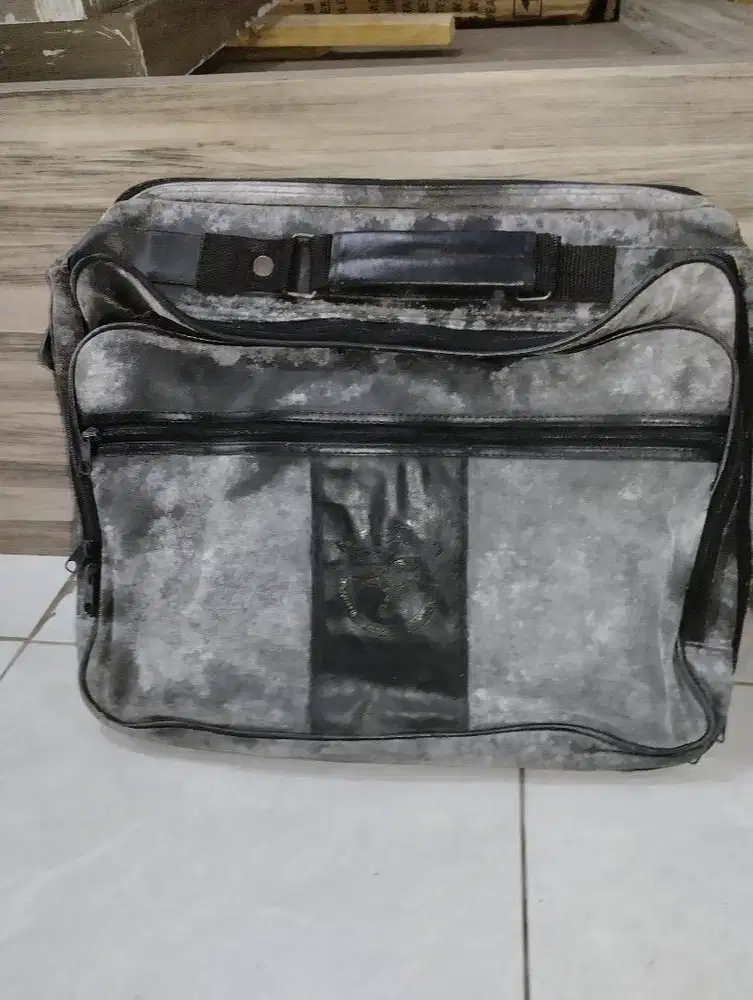 Dijual Tas Kulit Antik