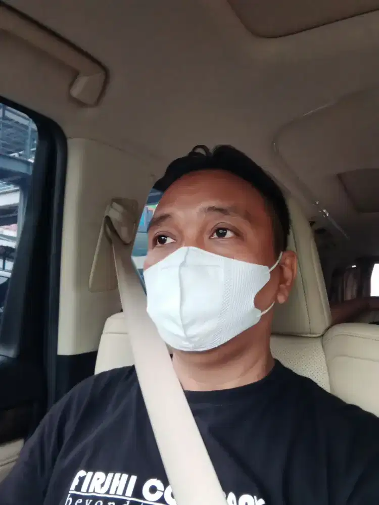 Saya sedang mencari lowongan pekerjaan supir