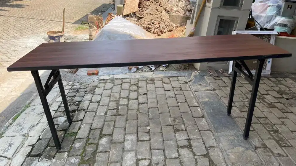 meja karyawan kayu panjang kaki besi lipat