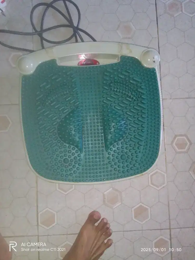 Alat repleksi elektrik keshatan