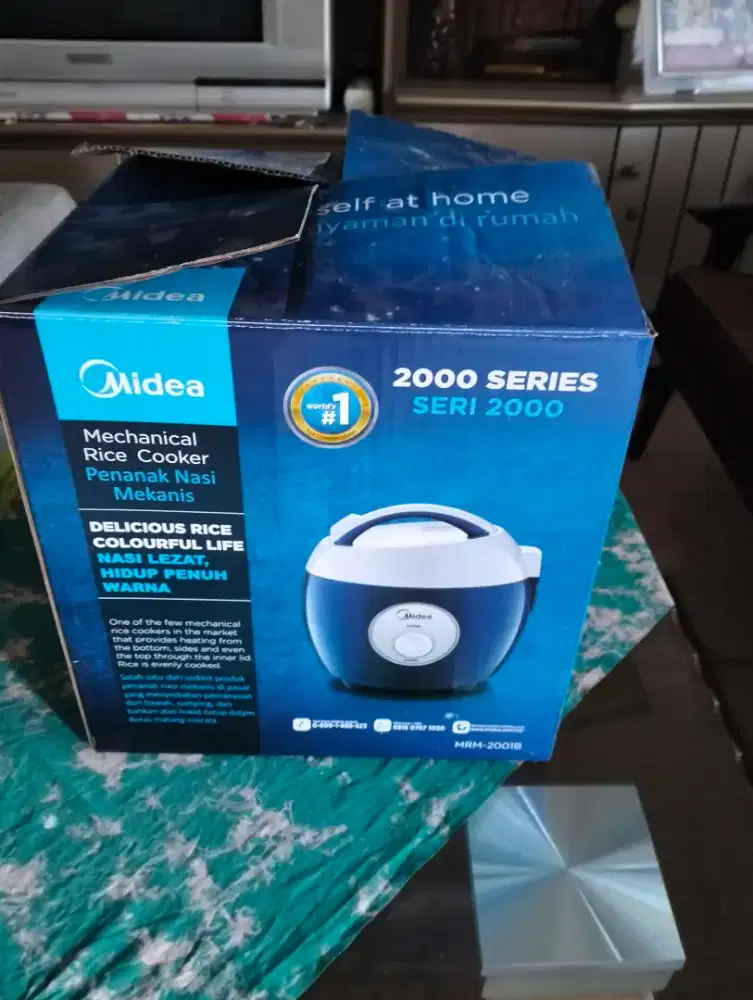 magic jar mungil merk midea 0,7 ltr