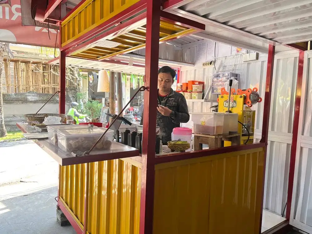 Dicari jaga stand minuman dan makanan