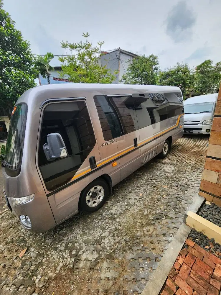Jual Mitsubitshi Microbus 2023