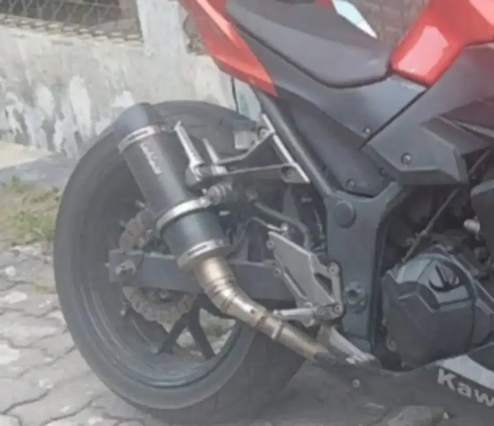 Knalpot Ninja leovince z250 cc