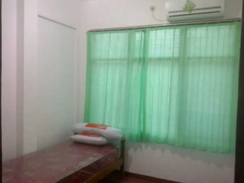 Kost Murah ber Ac  Putra/ i