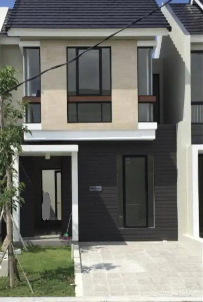 DIJUAL  Rumah  NORTHWEST LAKE, CITRALAND UTARA, Surabaya.